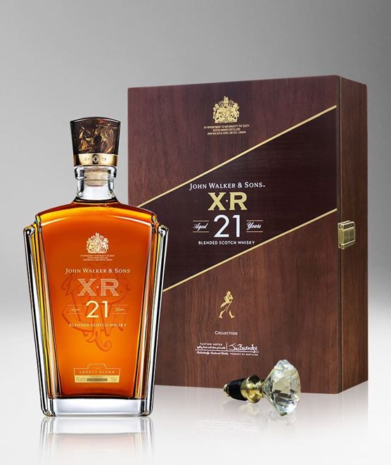 Picture of [Johnnie Walker] John Walker & Sons XR 21, 2019 Festive Gift Pack With Crystal Stopper, 750ML